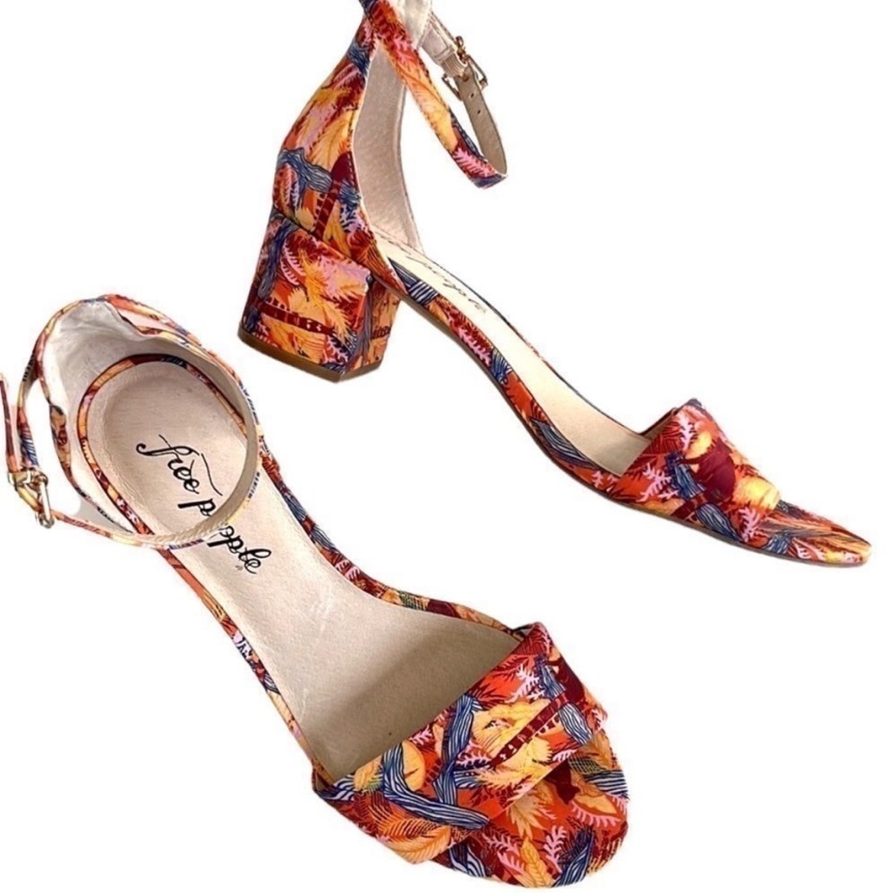 EUC Free People Heeled Sandals